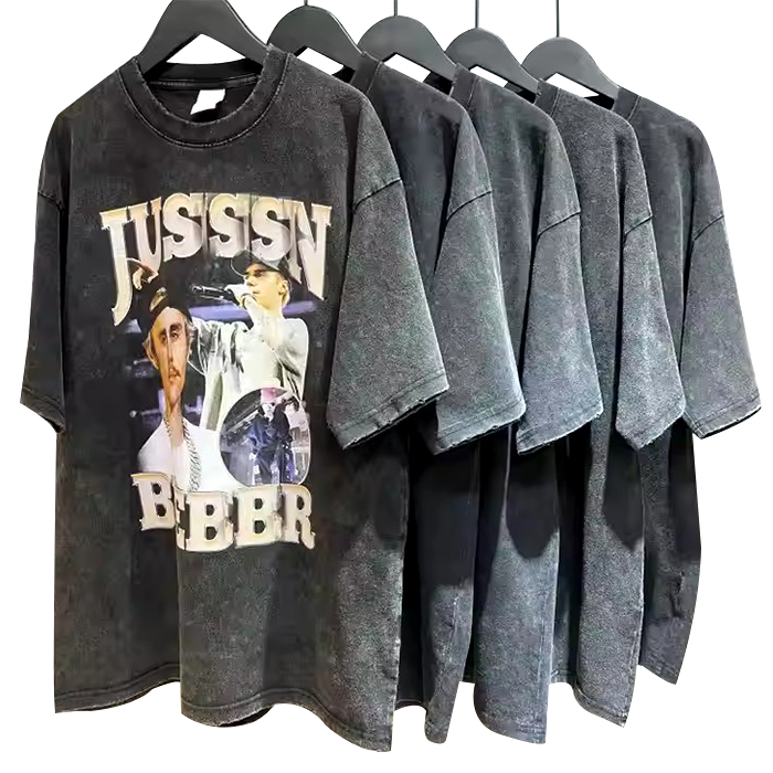 hongfeng’s american vintage men’s black t-shirt is the perfect mix of retro and modern.